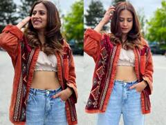 ਸਰਗੁਣ ਮਹਿਤਾ ਕ੍ਰੌਪ ਟਾਪ ਅਤੇ ਬਲੂ ਜੀਨਸ 'ਚ ਆਈ ਨਜ਼ਰ, ਤਸਵੀਰਾਂ ਨੇ ਇੰਟਰਨੈੱਟ ਦਾ ਚੜ੍ਹਾਇਆ ਪਾਰਾ