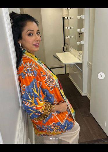 ਮਲਟੀਕਲਰ ਆਊਟ ਫਿਟ 'ਚ Rupali Ganguly ਦਾ ਅਤਰੰਗੀ ਅਵਤਾਰ