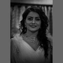 PHOTO : परी म्हणू की सुंदरा... सोनाली पाटीलच्या लूकवर खिळल्या साऱ्यांच्या नजरा!