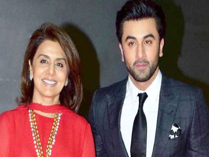 Neetu Kapoor and Ranbir Kapoor grooving to Ji Huzoor from Shamshera Watch Video क्या आपने देखा Neetu Kapoor का ये कूलेस्‍ट वीडियो? बेटे के साथ डांस मूव्स देख बन जाएगा बिगड़ा मूड!