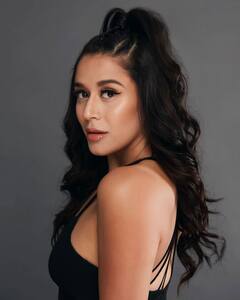 Krishna Shroff Pics: जैकी श्रॉफ की बेटी हैं फिल्मी अभिनेत्रियों से भी ज्यादा ग्लैमरस, तस्वीरें देख हैरान रह जाएंगे आप