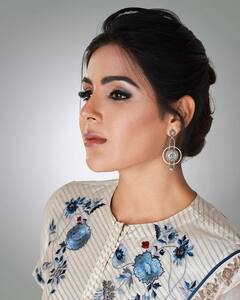 Samyuktha Menon: చీరలో 'భీమ్లానాయక్' బ్యూటీ - లేటెస్ట్ పిక్స్ వైరల్