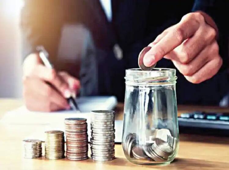 savings-and-investments/get-rs-2-78-lakh-in-5-years-by-investing-rs-2-lakh-in-this-scheme-income-tax-benefit-added Small Savings Schemes: ব্যাঙ্কের থেকে বেশি লাভ, এই সরকারি স্কিমে ২ লক্ষ টাকা হবে ২.৭৮ লক্ষ