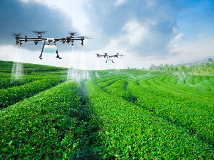 Kisan Drone: खेती का काम चुटकियों में निपटा देगें ये 4 टॉप ड्रोन, किसानों को मिल रही  है 50% सब्सिडी