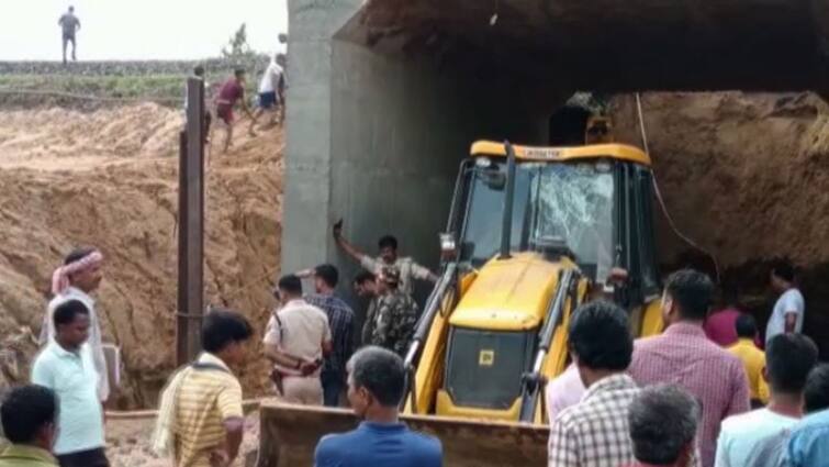 Tragic Death Of 4 Laborers In Dhanbad Rail Division West Burdwan News: বিপদের নাম আন্ডারপাস? মাটি ধসে মৃত্যু ৪ শ্রমিকের