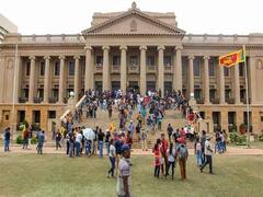 Sri Lanka Crisis: कैसे आर्थिक और राजनीतिक संकट में उलझता गया श्रीलंका, जानें कब क्या हुआ?