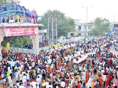 Guru Purnima: गोवर्धन में गुरू पूर्णिमा पर लक्खी मेले में दिखी भरतपुर की रंगत, लाखों भक्तों ने की परिक्रमा
