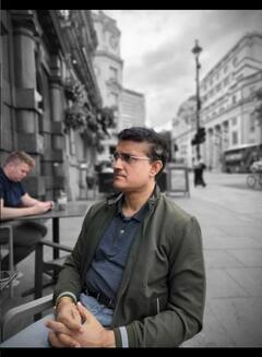 Sourav-Dona Ganguly: লন্ডনের রাস্তায় স্ত্রী ডোনার সঙ্গে সৌরভ, 'রব নে বনা দি জোড়ি', বলছেন নেটিজেনরা