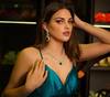 Himanshi Khurana Pic: તૂર્કીમાં ફરી રહી છે બિગ બોસ ફેમ હિમાંશી ખુરાના, શેર કર્યા ગ્લેમરસ ફોટો