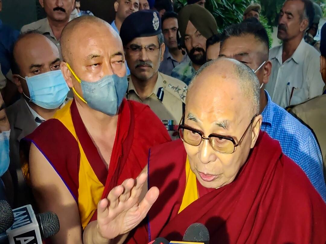 Dalai Lama On 2-Day Visit To Jammu And Kashmir, Ladakh First Trip In 2 Years Dalai Lama J&K Visit: కీలక సమయంలో జమ్ముకశ్మీర్‌లో దలై లామా పర్యటన!