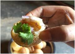 PHOTO : टेस्टी टेस्टी पाणीपुरी, ठरते आरोग्यासाठी हेल्दी!