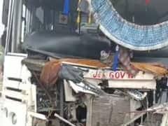 Amarnath Pilgrims Accident: जम्मू-कश्मीर के कुलगाम में अमरनाथ यात्रियों से भरी बस की टक्कर, 20 घायल