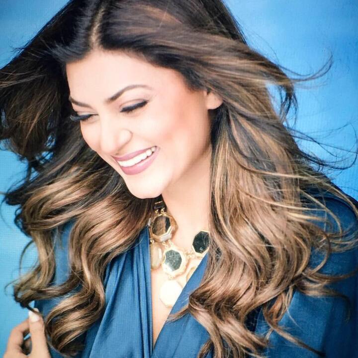 কিন্তু এই প্রেমের ছবি যাঁর প্রোফাইলে বৃহস্পতিবার সন্ধেয় ঝলমল করে উঠল, তা সুস্মিতা সেনের নিজের প্রোফাইল নয়, আর রোহমান শলের তো নয় ই। তবে? প্রোফাইলের ওপরে ঝলমল করছে মালিকের নাম। ললিত কুমার মোদি!