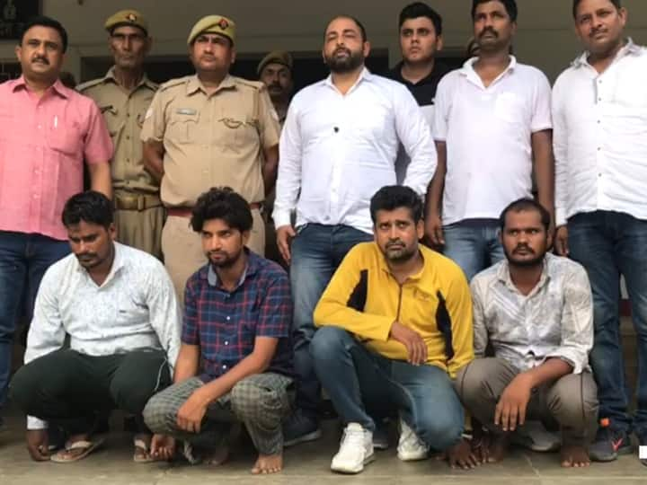 Ghaziabad, Crime branch arrested five members of two wheeler theft gang ANN Ghaziabad Crime News: क्राइम ब्रांच ने मोटरसाइकिल चोरी करने वाले गिरोह का किया भंडाफोड़, पांच लोग गिरफ्तार