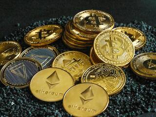 Cryptocurrency: શેરબજાર બાદ ક્રિપ્ટો માર્કેટમાં પણ આવ્યો જોરદાર ઉછાળો, બિટકોઈનમાં આવી તેજી