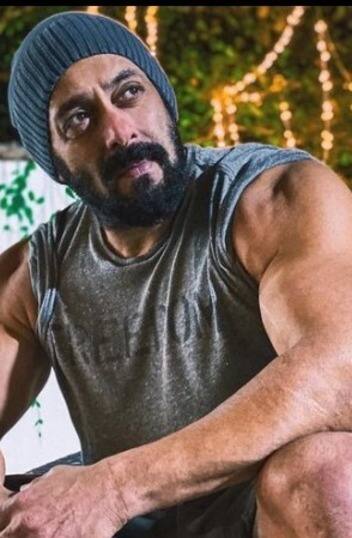 ਬਿੱਗ ਬੌਸ 16 ਹੋਸਟ ਕਰਨ ਲਈ ਸਲਮਾਨ ਨੇ ਮੰਗੇ ਹਜ਼ਾਰ ਕਰੋੜ