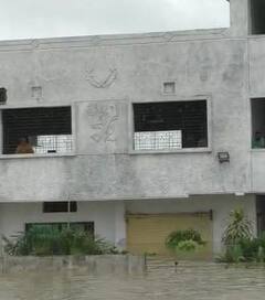 राज्याच्या विविध भागात मुसळधार पाऊस