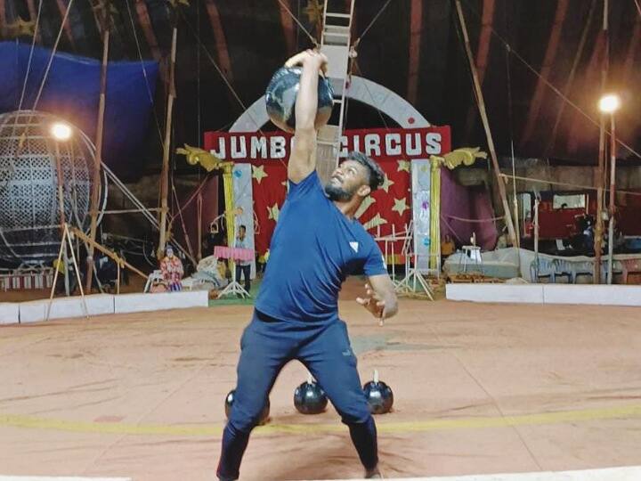 நாகர்கோவில்: இதை செய்ய முடியுமா என சவால் விட்ட சர்க்கஸ் வீரர்....அசால்ட்டாக செய்த கல்லூரி மாணவர்..!