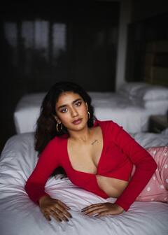 Priya varrier photos:  ‘அடார் லவ்’ நாயகி பிரியா வாரியரின் அசத்தல் க்ளிக்ஸ்