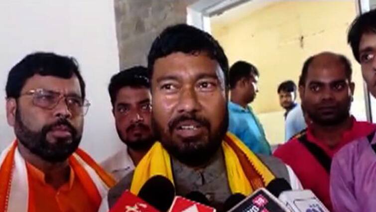 Central Junior Minister Criticizes West Bengal Government for not slashing fuel price TMC answers BJP leaders allegation Fuel Price : ফের জ্বালানি তরজা, ‘বাংলার সরকার পেট্রোল-ডিজেলে সেস কমায়নি’ আক্রমণ কেন্দ্রীয় রাষ্ট্রমন্ত্রীর