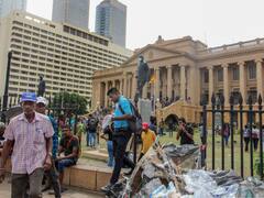 Sri Lanka Crisis: संकट के बीच अमेरिका ने श्रीलंका से की ये अपील, मिलकर काम करने का दिया भरोसा