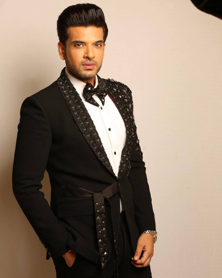 गेल्या दोन दिवसांपासून ट्विटरवर फक्त करण कुंद्राचीच चर्चा होत आहे. कधी त्याच्या 'बारिश आ जाए' गाण्यामुळे तर कधी त्याच्या 'डान्स दिवाने ज्युनियर्स' या शोमुळे तो चर्चेत आहे.(फोटो :kkundrra/ig)