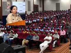 Say No to Drugs : हजारो विद्यार्थ्यांनी घेतली शपथ