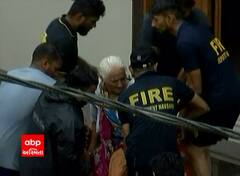 Navsari : મંદિરમાં પાણી ઘૂસી જતાં મહંતના માતાજીનું કરાયું રેસ્ક્યૂ, જુઓ લાઇવ વીડિયો