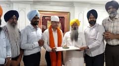 ਡੀਜੀਪੀ ਪੰਜਾਬ ਗੌਰਵ ਯਾਦਵ ਸੱਚਖੰਡ ਸ਼੍ਰੀ ਹਰਿਮੰਦਰ ਸਾਹਿਬ ਵਿਖੇ ਨਤਮਸਤਕ ਹੋਏ