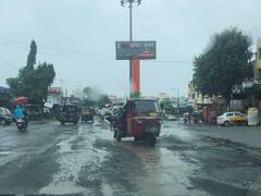 Pune News: विकासाच्या नावावर 'खड्ड्यात गेलं पुणे'