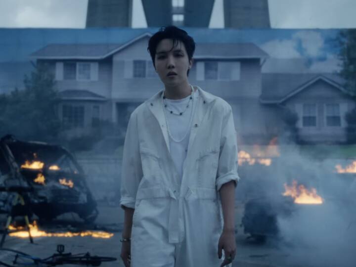 BTS’ J-Hope Releases New Song ‘Arson’ With A Fiery Music Video BTS’ J-Hope Releases New Song ‘Arson’ With A Fiery Music Video