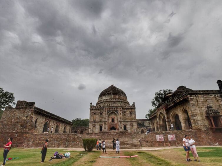 Monsoon Season: Places To Visit In Delhi-NCR To Enjoy Rainy Season Monsoon Season: Places To Visit In Delhi-NCR To Enjoy Rainy Season