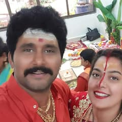 Sawan 2022: भोजपुरी एक्ट्रेस Nidhi Jha ने सौतेली बेटी और पति के साथ शेयर की खूबसूरत तस्वीरें, फैन्स को दी सावन की बधाई