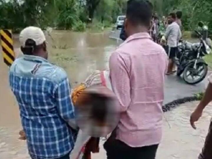 Vadodara Girl dies after not reaching hospital on time due to heavy rain and water logging Vadodara Rain News: गुजरात में बारिश का कहर जारी, वडोदरा में समय पर अस्पताल नहीं पहुंचने से लड़की की हुई मौत