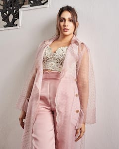 Lavanya Tripathi: అందాల రాక్షసి లావణ్య త్రిపాఠి లుక్ అదిరింది