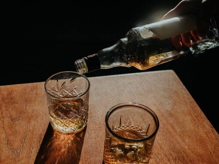 Alcohol Consumption Higher Health Risks For Young People Than Older Adults Study In Lancet Alcohol Poses Higher Health Risks For Young People Than Older Adults: Study In Lancet