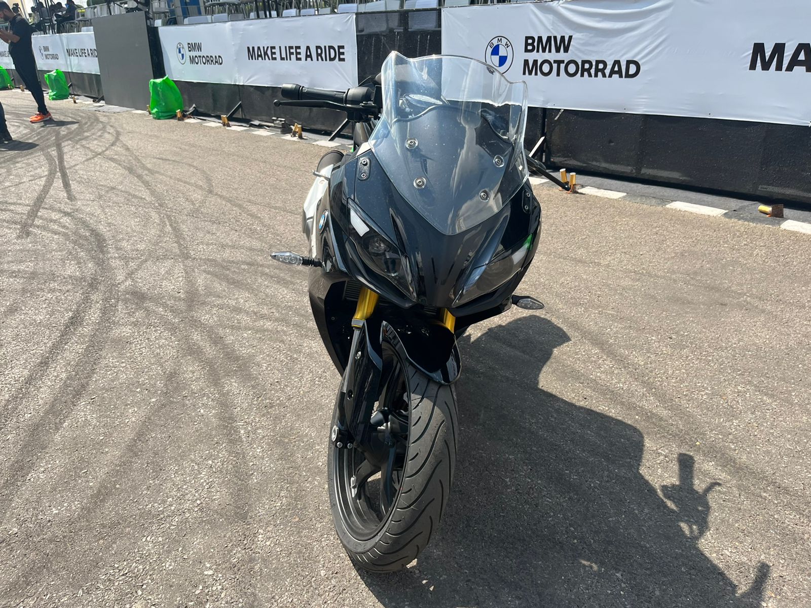 bmw bike 310 rr black