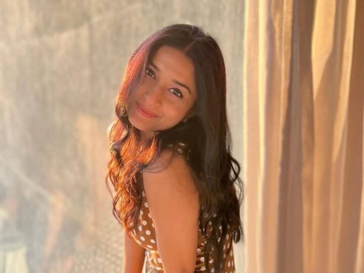 தாவணி போட்ட தீபாவளி வந்தது என் வீட்டுக்கு!