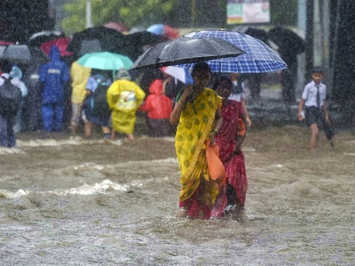 Maharashtra Rains News, Latest News: Orange Alert Issued In Palghar, Pune, Satara. Death Toll Reaches 99 — Updates Maharashtra Rains: Orange Alert Issued In Palghar, Pune, Satara. Death Toll Reaches 99 — Updates
