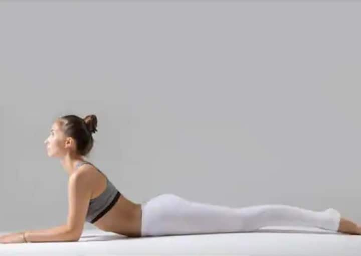 Sphinx Exercise: ਇਸ ਕਸਰਤ ਨਾਲ ਪਿੱਠ ਦੀਆਂ ਮਾਸਪੇਸ਼ੀਆਂ ਤਾਂ ਖੁੱਲ੍ਹਦੀਆਂ ਹੀ ਹਨ, ਪਰ ਉਨ੍ਹਾਂ ਨੂੰ ਤਾਕਤ ਵੀ ਮਿਲਦੀ ਹੈ।