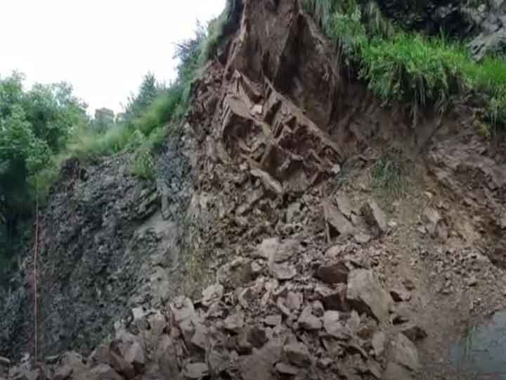 Himachal Pradesh Rain: हिमाचल प्रदेश में मानसून की शुरुआत में ही बारिश ने ढाया कहर, 78 की मौत, 104 घायल