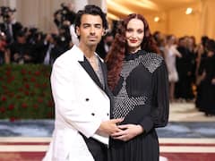 Sophie Turner Good News: प्रियंका चोपड़ा के जेठ-जेठानी दूसरी बार बने पेरेंट्स, घर आई नन्ही परी