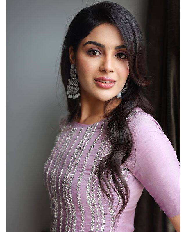 సంయుక్త మీనన్ ఫొటోలు (Photo Courtesy: Samyuktha Menon Instagram)