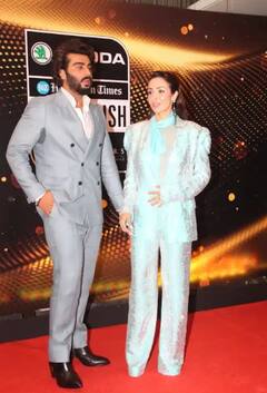 Arjun Malaika Pics: ਅਰਜੁਨ ਕਪੂਰ-ਮਲਾਇਕਾ ਅਰੋੜਾ ਬਾਲੀਵੁੱਡ ਦੇ 'ਮੋਸਟ ਸਟਾਈਲਿਸ਼ ਕਪਲ', ਲੇਡੀ ਲਵ ਦਾ ਹੱਥ ਫੜੀ ਨਜ਼ਰ ਆਏ ਅਦਾਕਾਰ