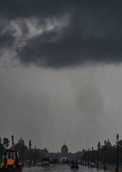 IN PICS | Fresh Spell Of Monsoon Rain Lashes Delhi-NCR