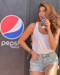 Jacqueline Fernandez Is Turning Up The Heat This Summer In Latest PICS