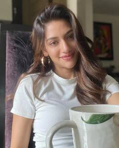 Pics: ખુલ્લા વાળમાં Nusrat Jahanએ આપ્યા કાતિલ પૉઝ, તસવીરો જોઇને તમે પણ થઇ જશો ફિદા