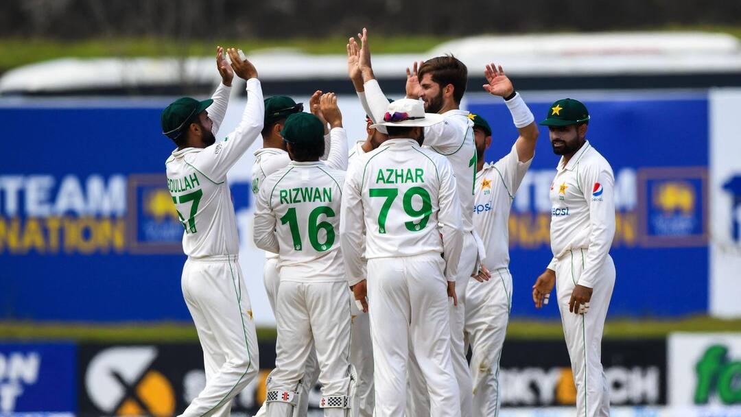 SL v PAK, 1st Test: একা লড়লেন চান্দিমল, শাহিনের আগুনে বোলিংয়ে বিধ্বস্ত শ্রীলঙ্কা SL v PAK, 1st Test: Shaheen Afridi sparkles with the ball Dinesh Chandimal fought lone battle for Sri Lanka SL v PAK, 1st Test: একা লড়লেন চান্দিমল, শাহিনের আগুনে বোলিংয়ে বিধ্বস্ত শ্রীলঙ্কা