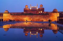 Delhi Historical Monuments:दिल्ली के वो ऐतिहासिक स्मारक जहां पहुंचती है पर्यटकों की भीड़, जानिए इन दिनों क्या है हाल ?