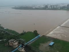 Gujarat Rain: રાજ્યમાં ફરી વરસશે ધોધમાર વરસાદ, આ જિલ્લાઓમાં વરસાદના કારણે જાહેર કર્યું રેડ એલર્ટ
